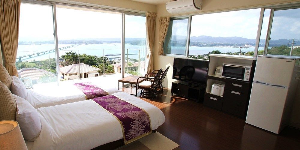 Hotel Ocean Hills Kouri Nakijin Esterno foto