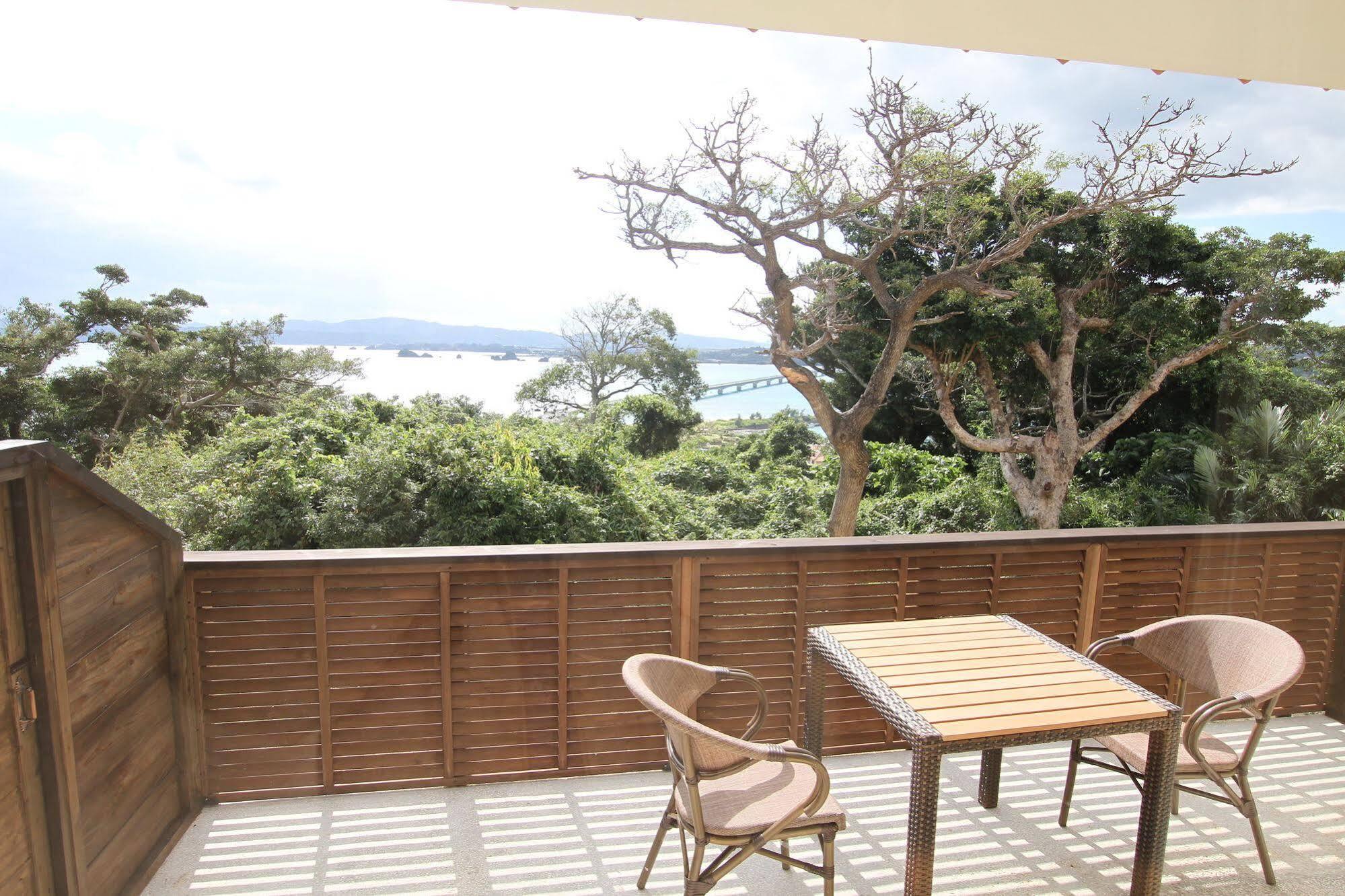 Hotel Ocean Hills Kouri Nakijin Esterno foto