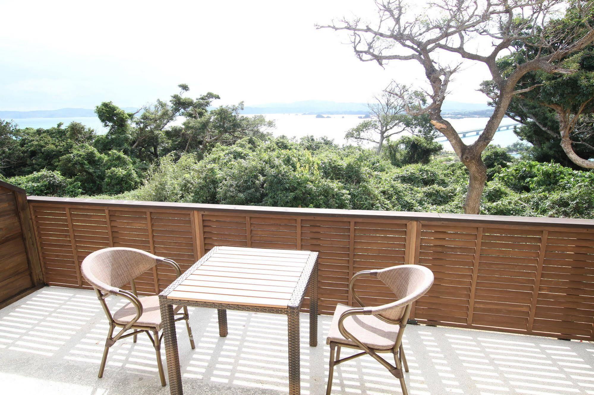 Hotel Ocean Hills Kouri Nakijin Esterno foto